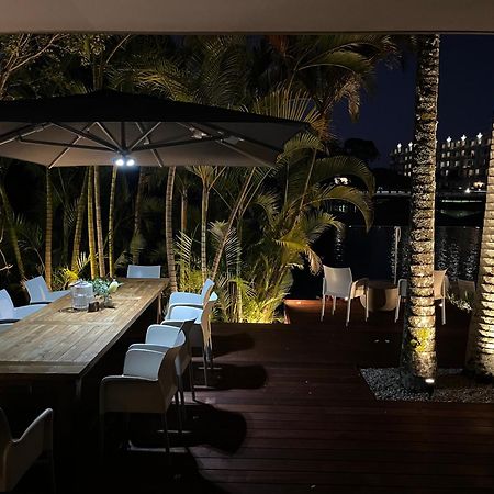 Luxury Retreat With Private Beach & Jetty Noosa Heads Exterior photo
